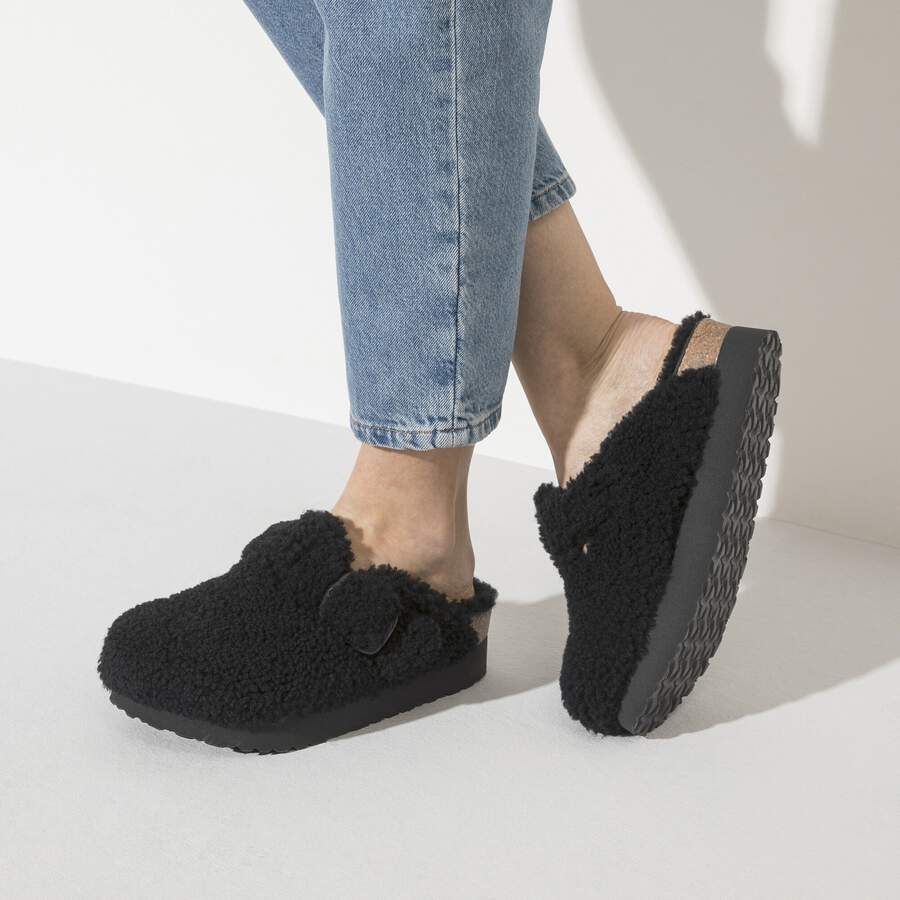Boston Big Buckle Platform Fur - Teddy Black