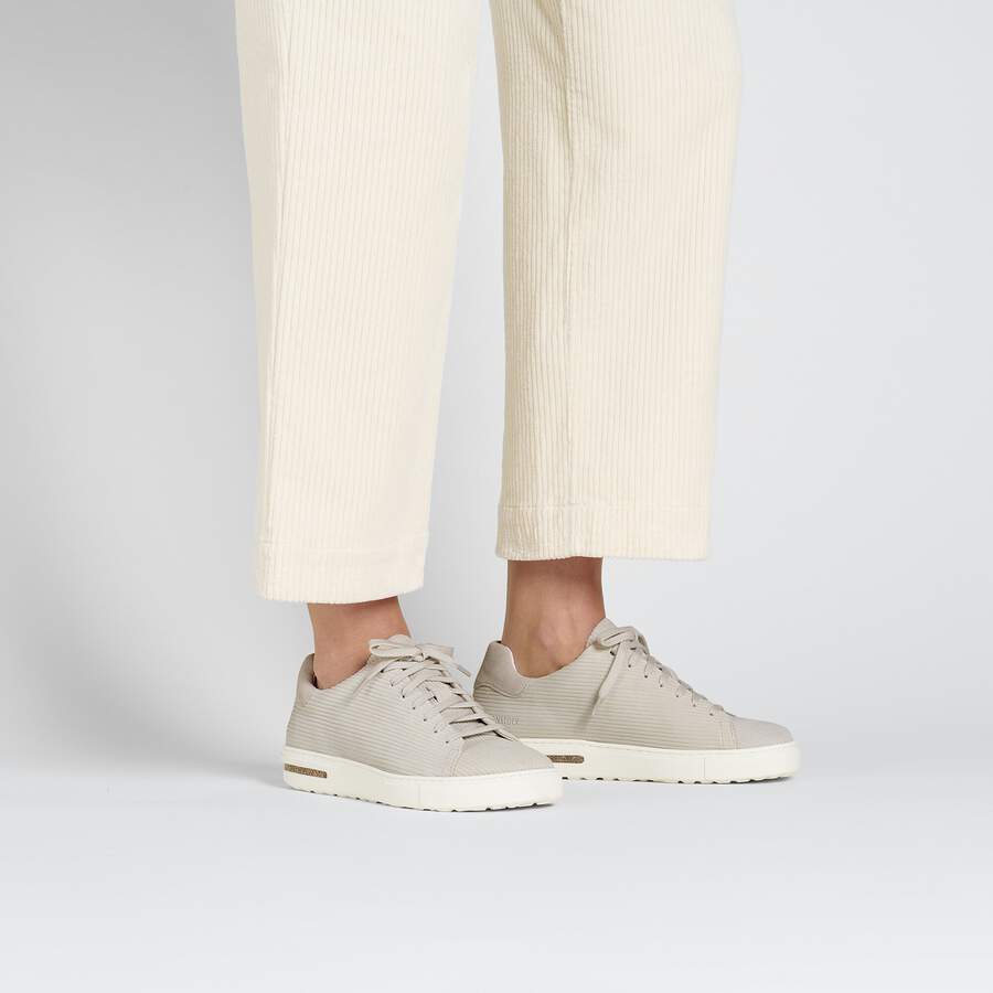 Bend Low Suede Leather Embossed - Corduroy Antique White