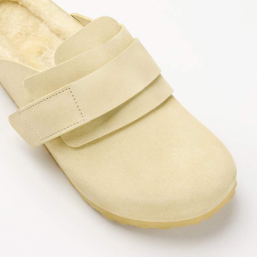 Nagoya Suede Tekla Suede Leather - Straw
