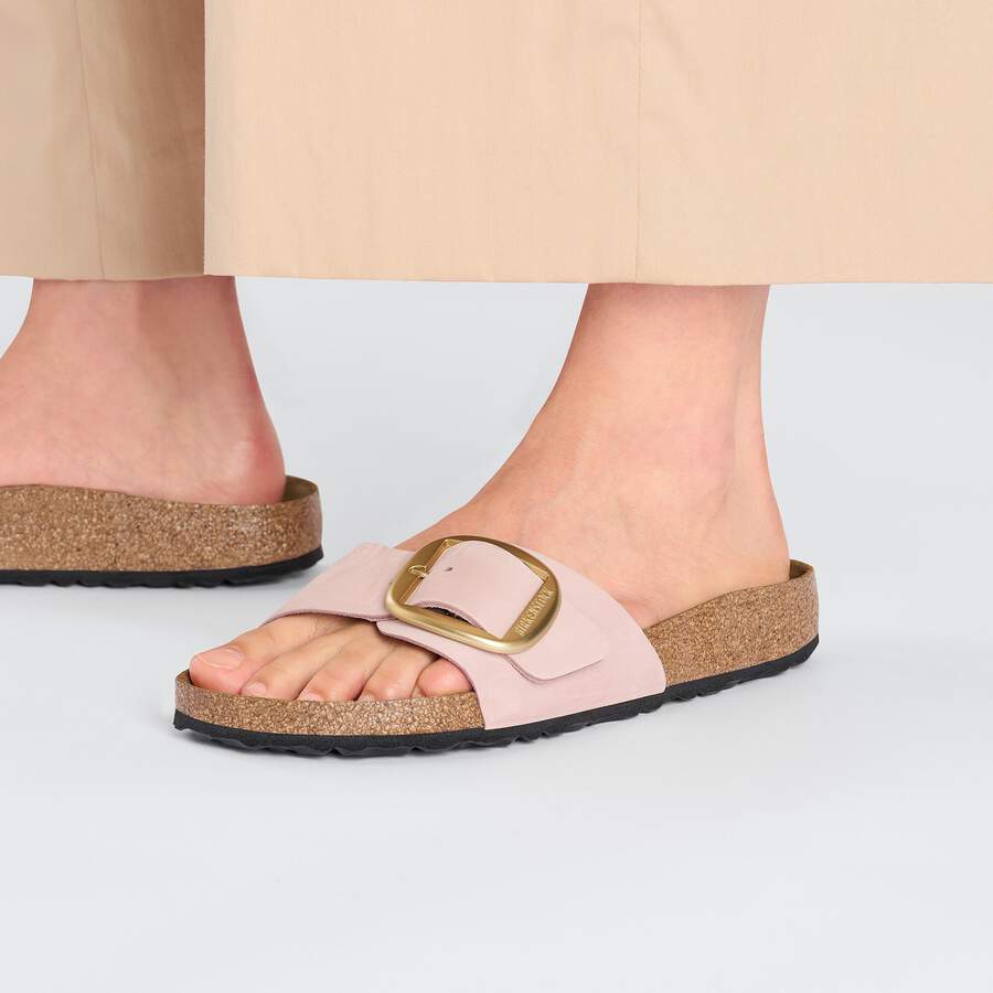 Madrid Big Buckle Nubuck Leather - Soft Pink