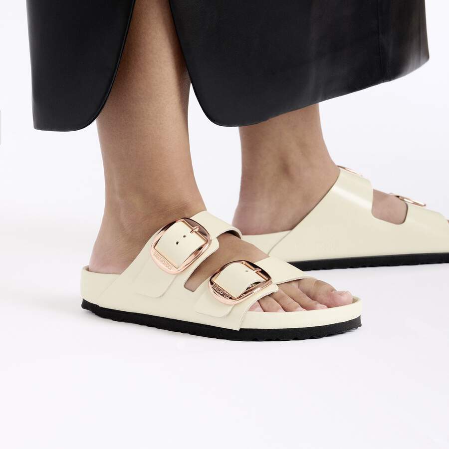 Arizona Big Buckle Natural Leather Patent - High Shine Ecru