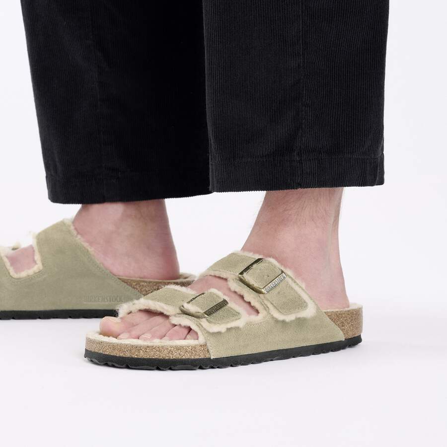 Arizona Shearling Suede Leather/Fur - Taupe