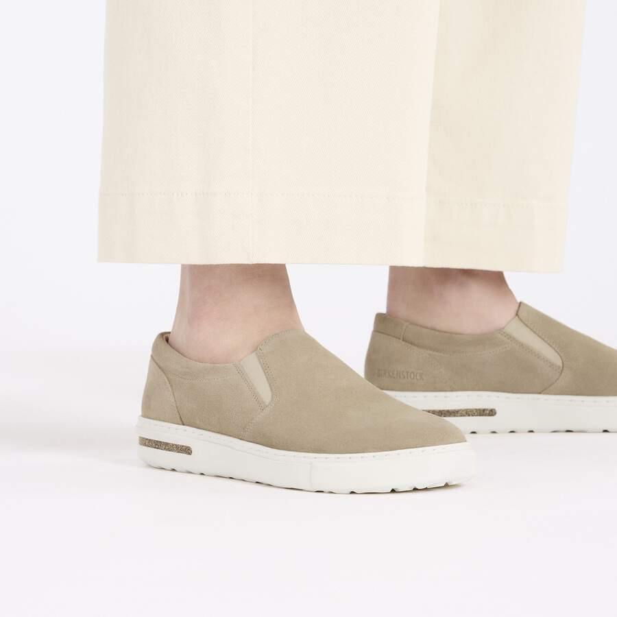 Oswego Suede Leather - Taupe