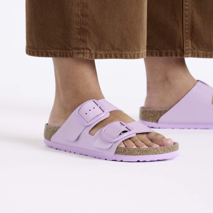 Arizona Big Buckle Natural Leather Patent - High-Shine Crocus Tonal Buckle