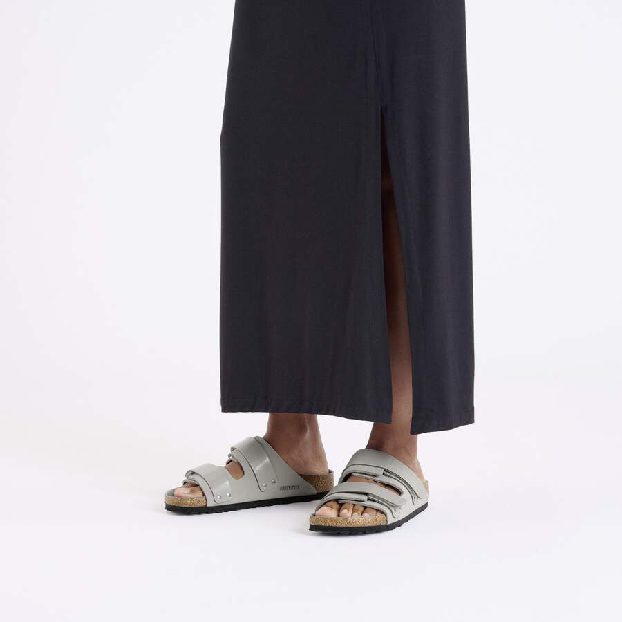 Uji Nubuck Leather - High Shine Stone Coin