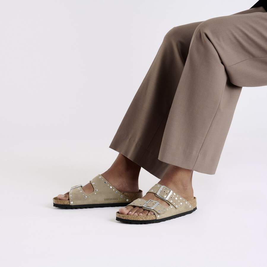 Arizona Rivet Suede Leather - Taupe