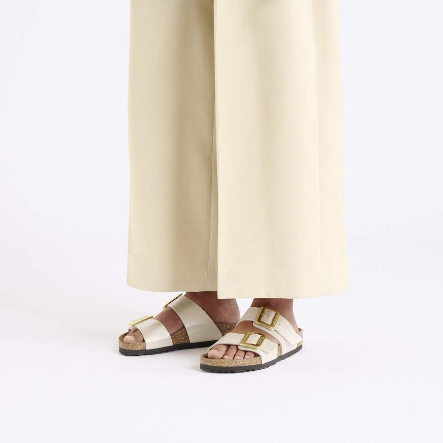 Sydney Cushion Buckle Birko-Flor - Graceful Pearl White
