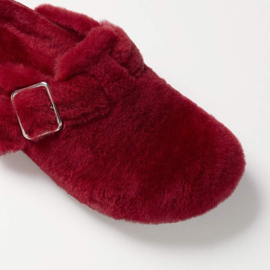 Boston 1774 Shearling Fur - Red