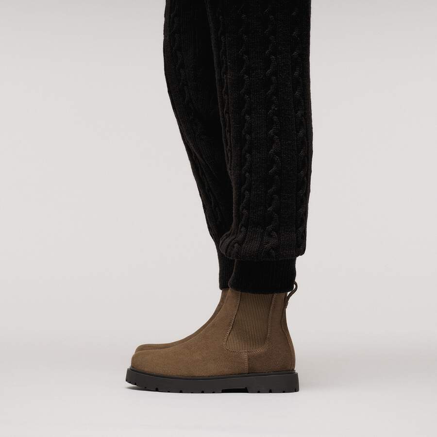 Highwood Slip On Men Suede Leather - Dark Tea