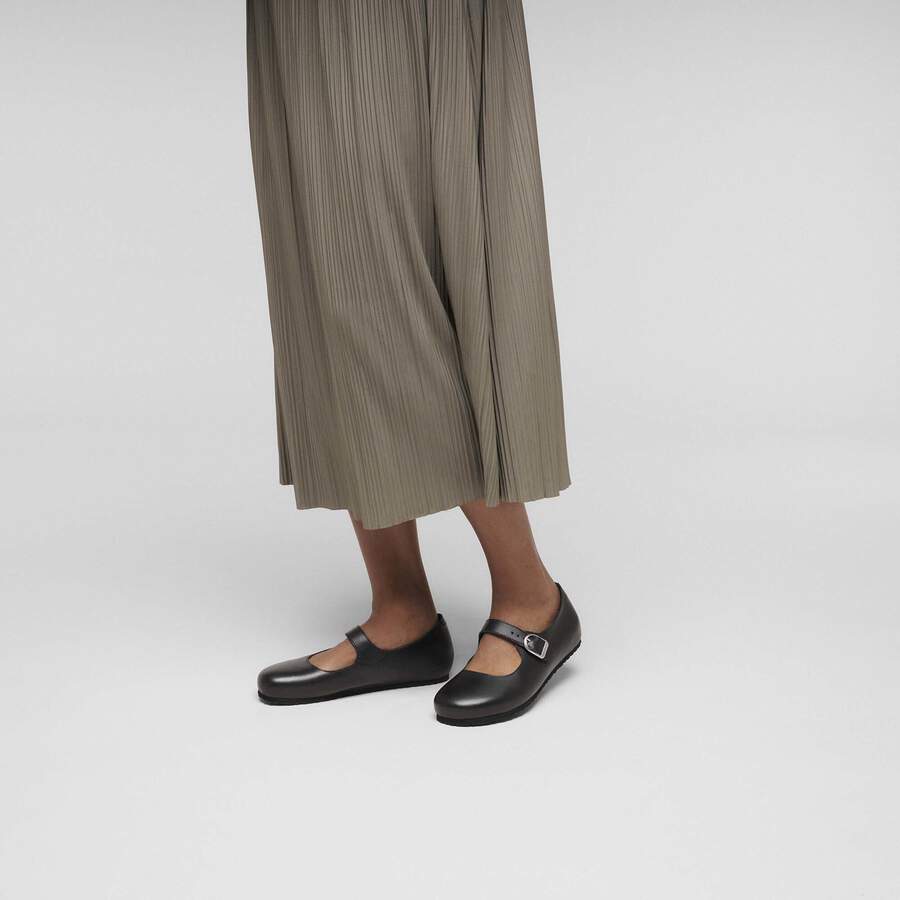 Santa Clarita Natural Leather - Black