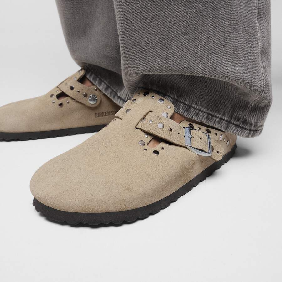 Boston Rivet Suede Leather - Taupe