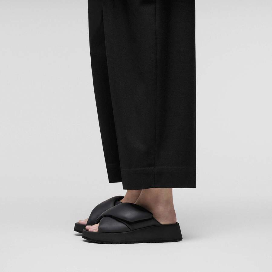 Theda Cross Strap Natural Leather - Black