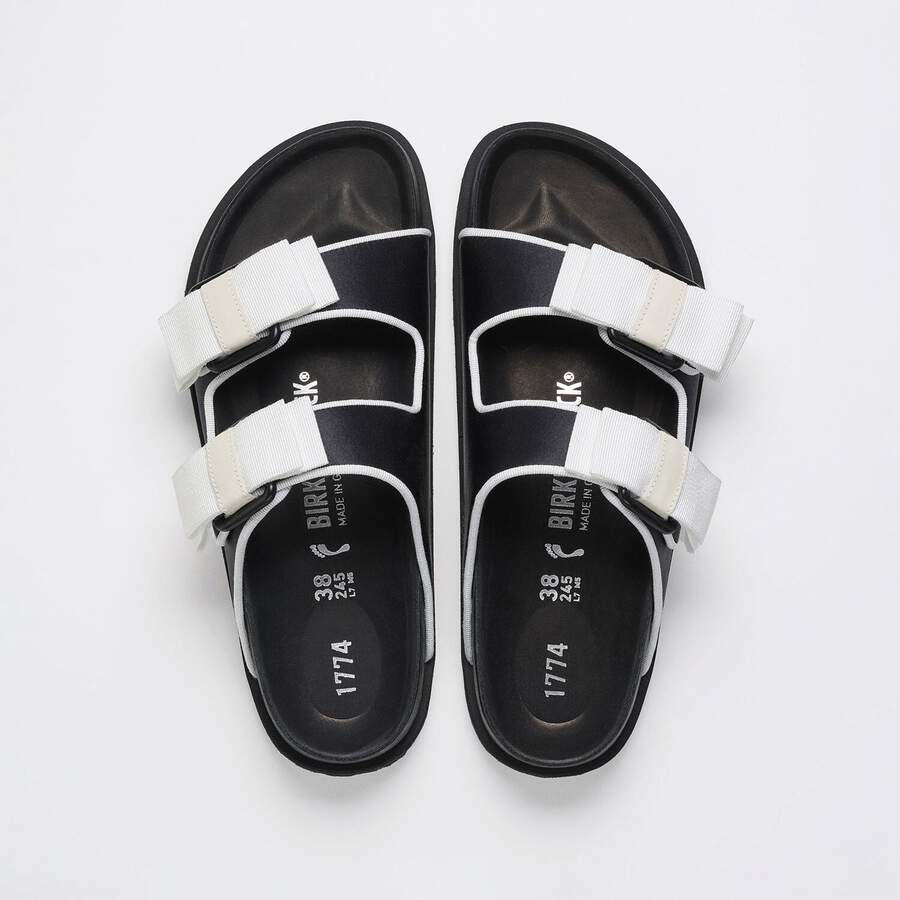 1774 Arizona Satin Textile - Satin Black