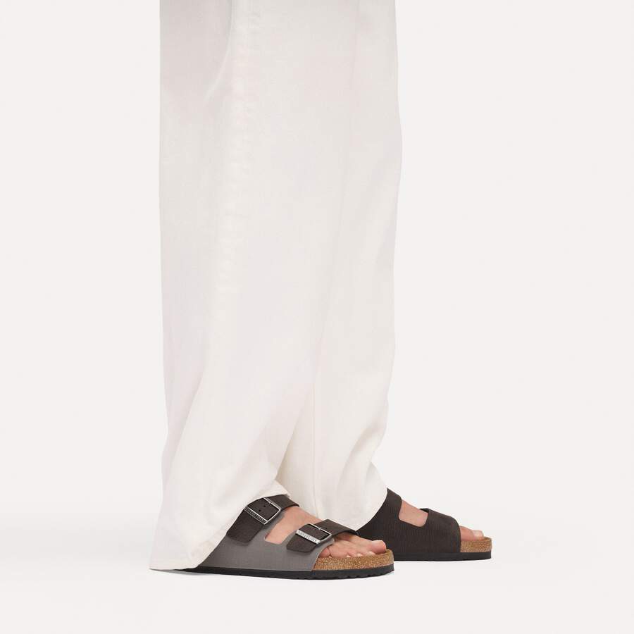 Arizona Mixed Synthetics - Black/Dark Gray