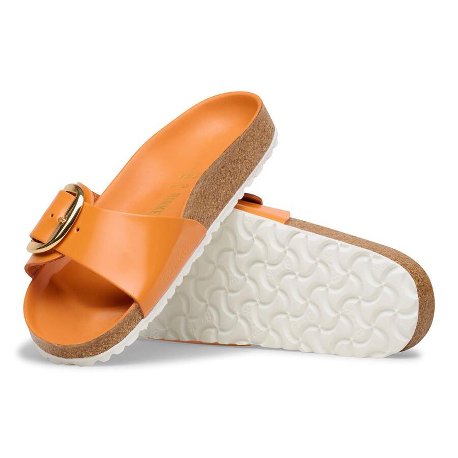 Madrid Big Buckle Natural Leather Patent - High-Shine Kurkuma