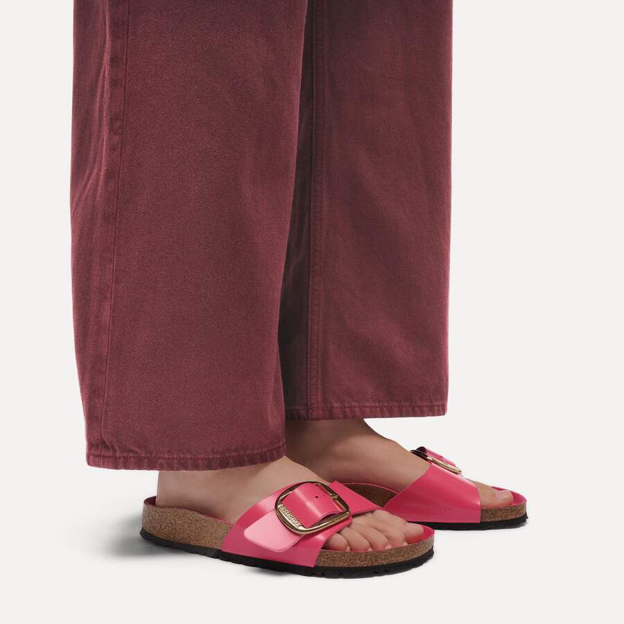 Madrid Big Buckle Natural Leather Patent - High-Shine Fuchsia Tulip