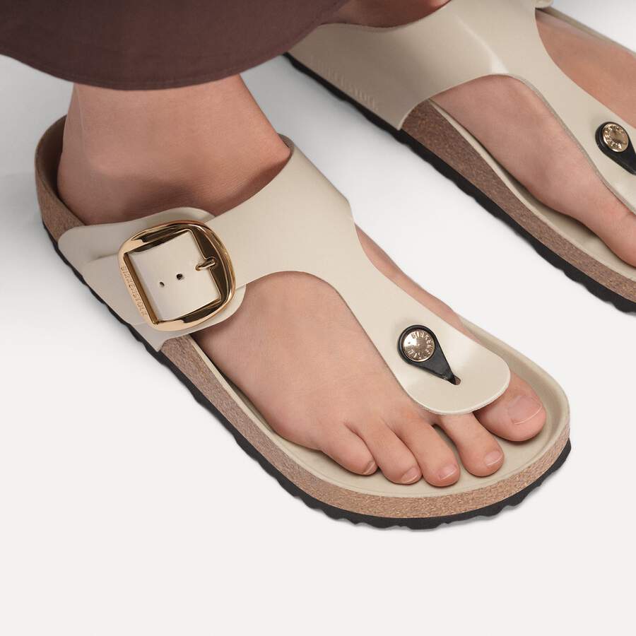 Gizeh Big Buckle Natural Leather Patent - High-Shine Oyster