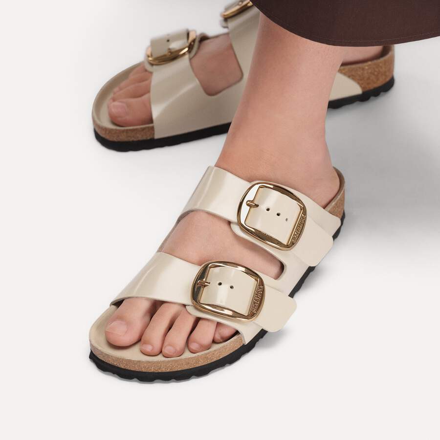 Arizona Big Buckle Natural Leather Patent - High-Shine Oyster
