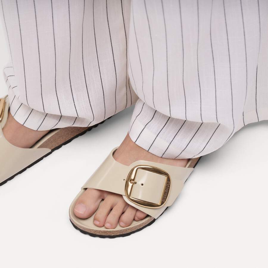 Madrid Big Buckle Natural Leather Patent - High-Shine Oyster
