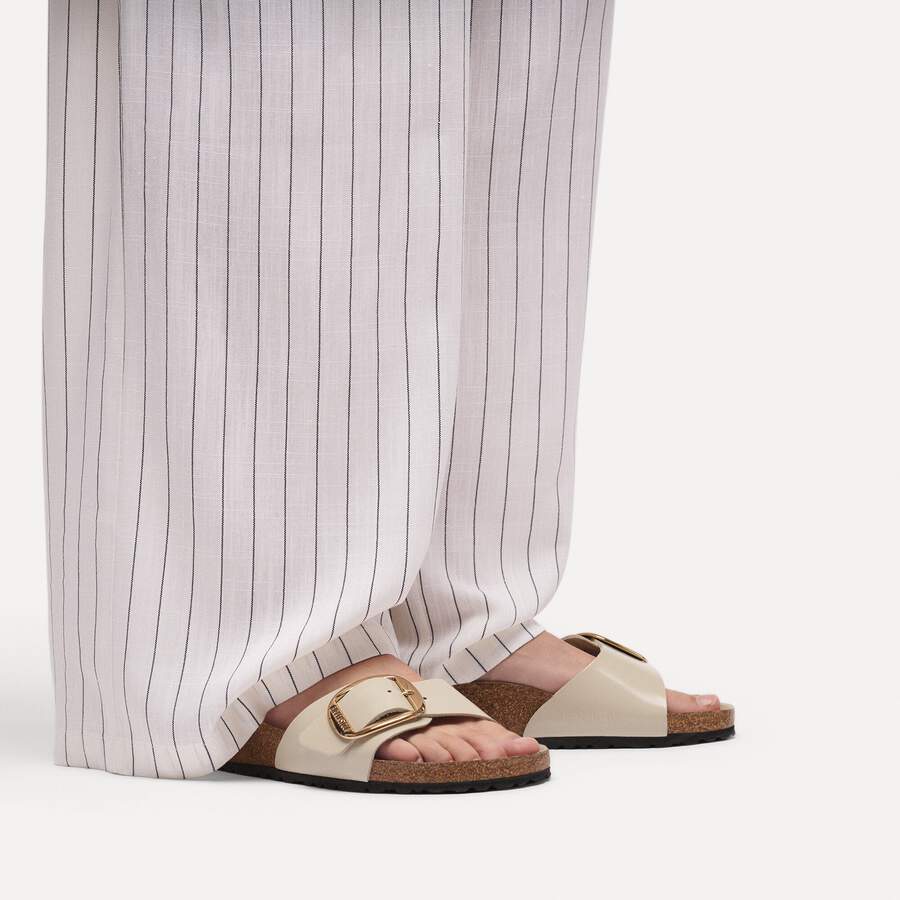 Madrid Big Buckle Natural Leather Patent - High-Shine Oyster