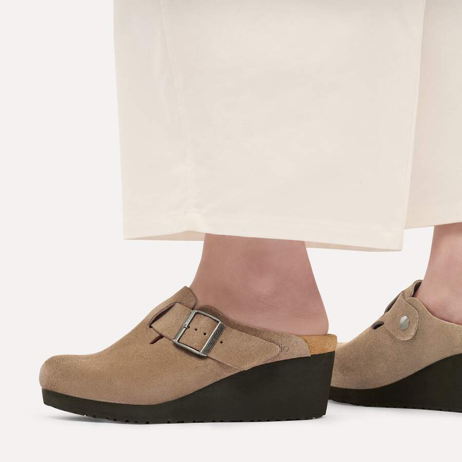 Fanny Suede Leather - Gray Taupe/ Black